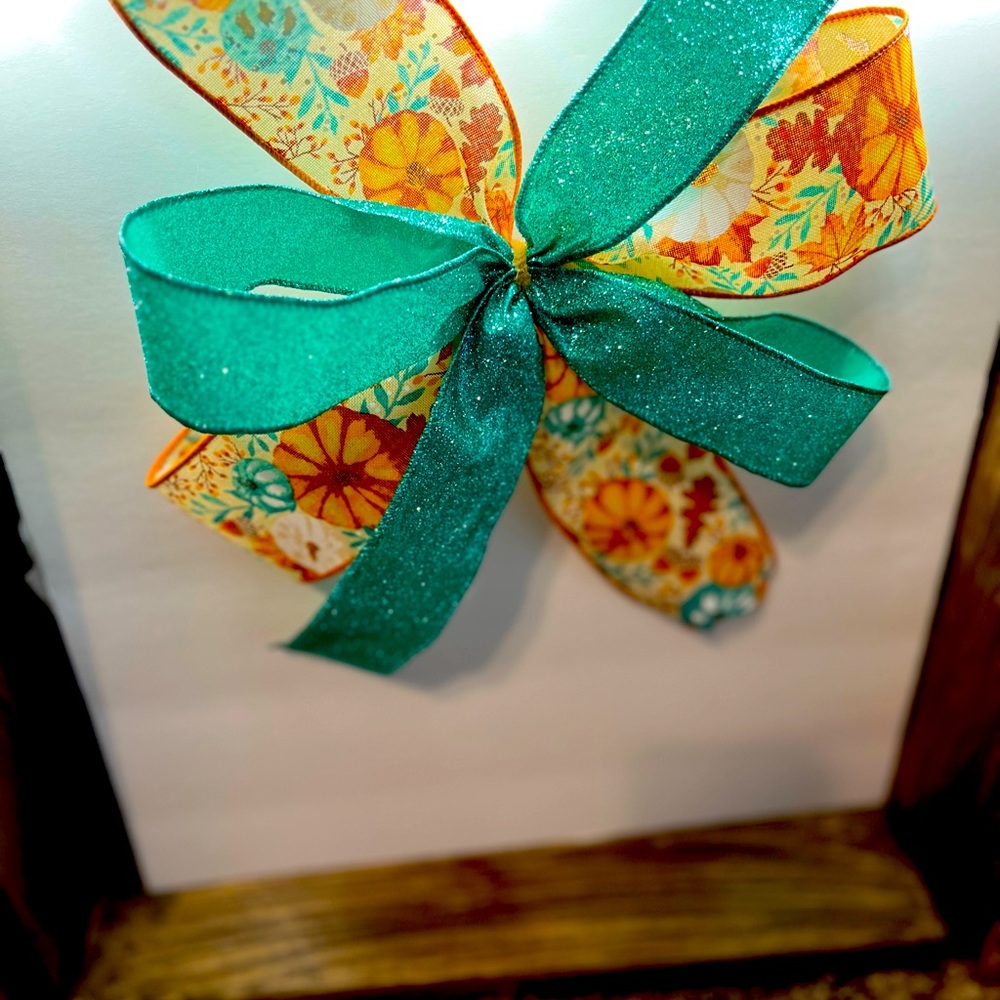Fall bow